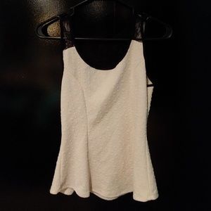 Tank top with lace